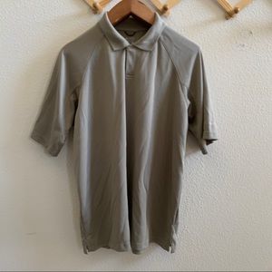 Columbia Tan single button polo soft large